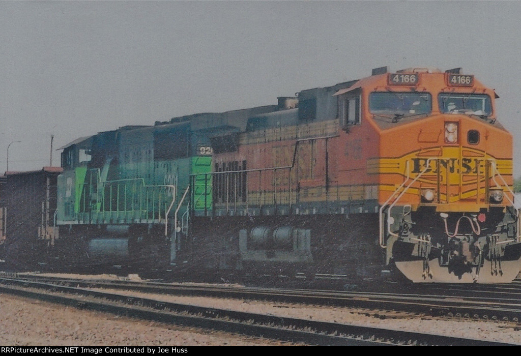 BNSF 4166 East